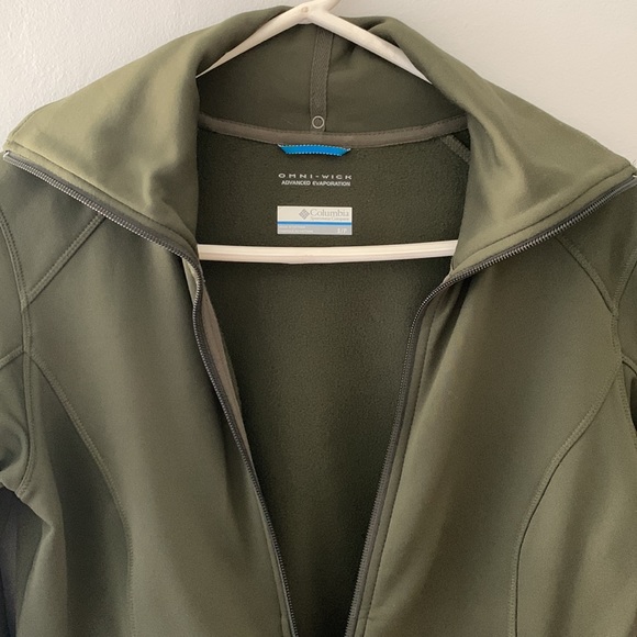 Columbia Omni Wick fitted zip up jacket - Picture 2 of 2